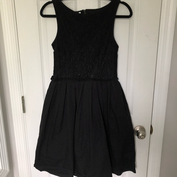 Perfect Black Cocktail Dress Formal A-line w/ lace - Picture 2 of 4